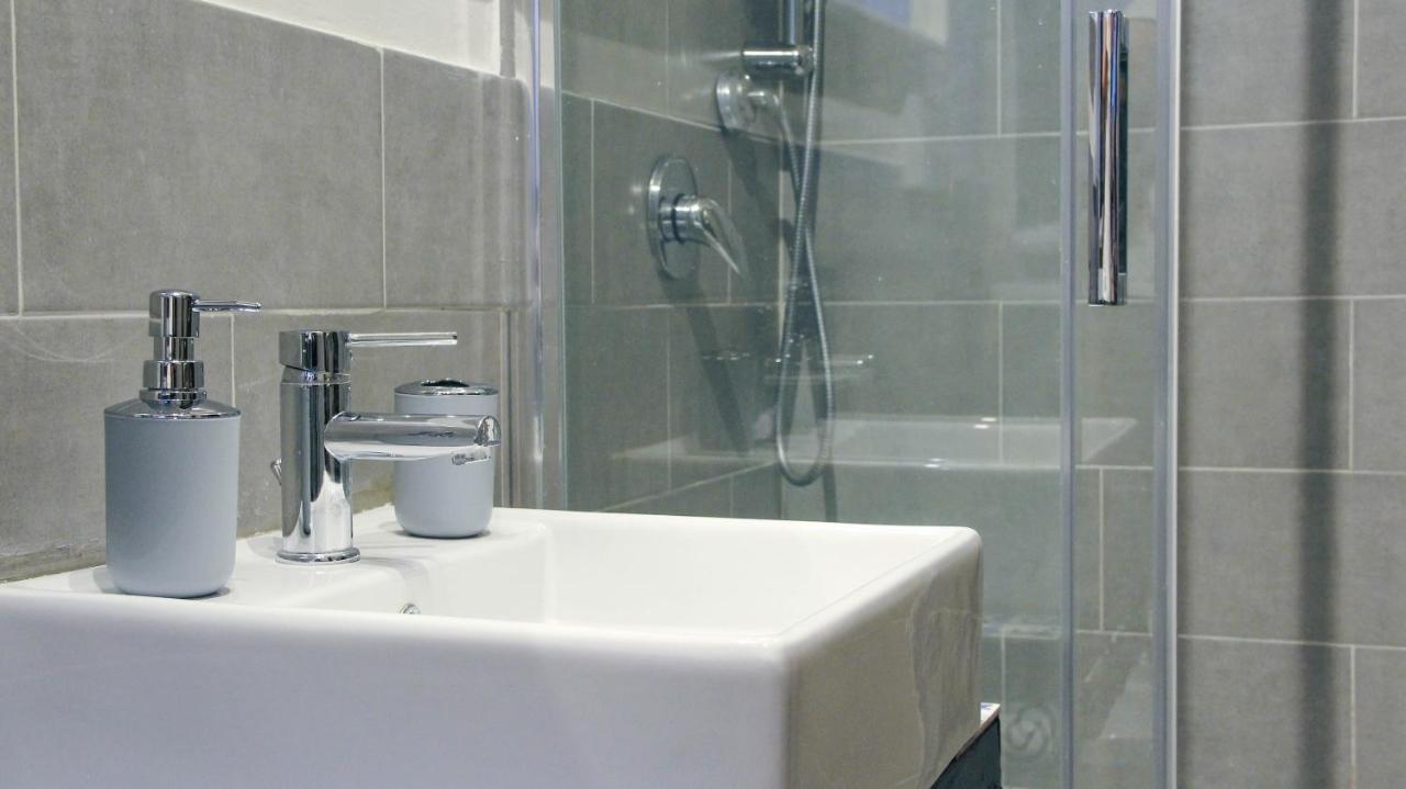 Casa Carolino Apartment Palermo Luaran gambar